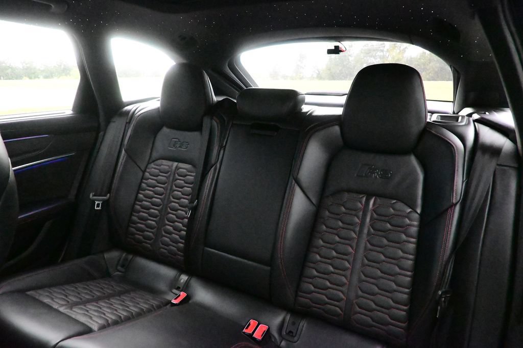 Used 2021 Audi RS 6 AWD/4WD image 15