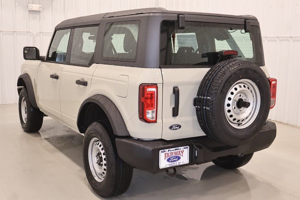 New 2026 Ford Bronco 4-Door image 7