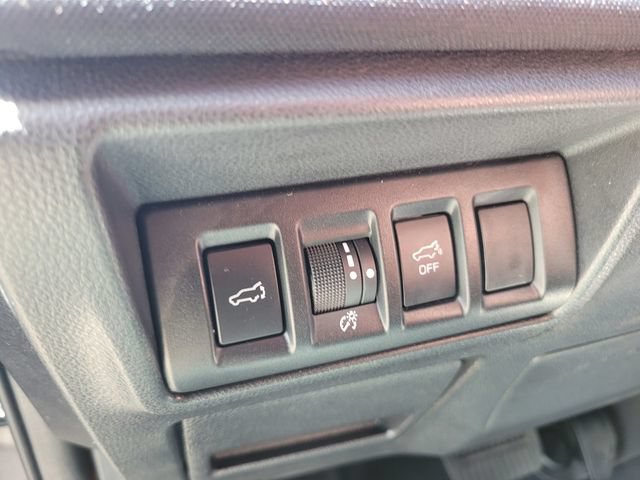 Used 2024 Subaru Outback Premium AWD/4WD image 19