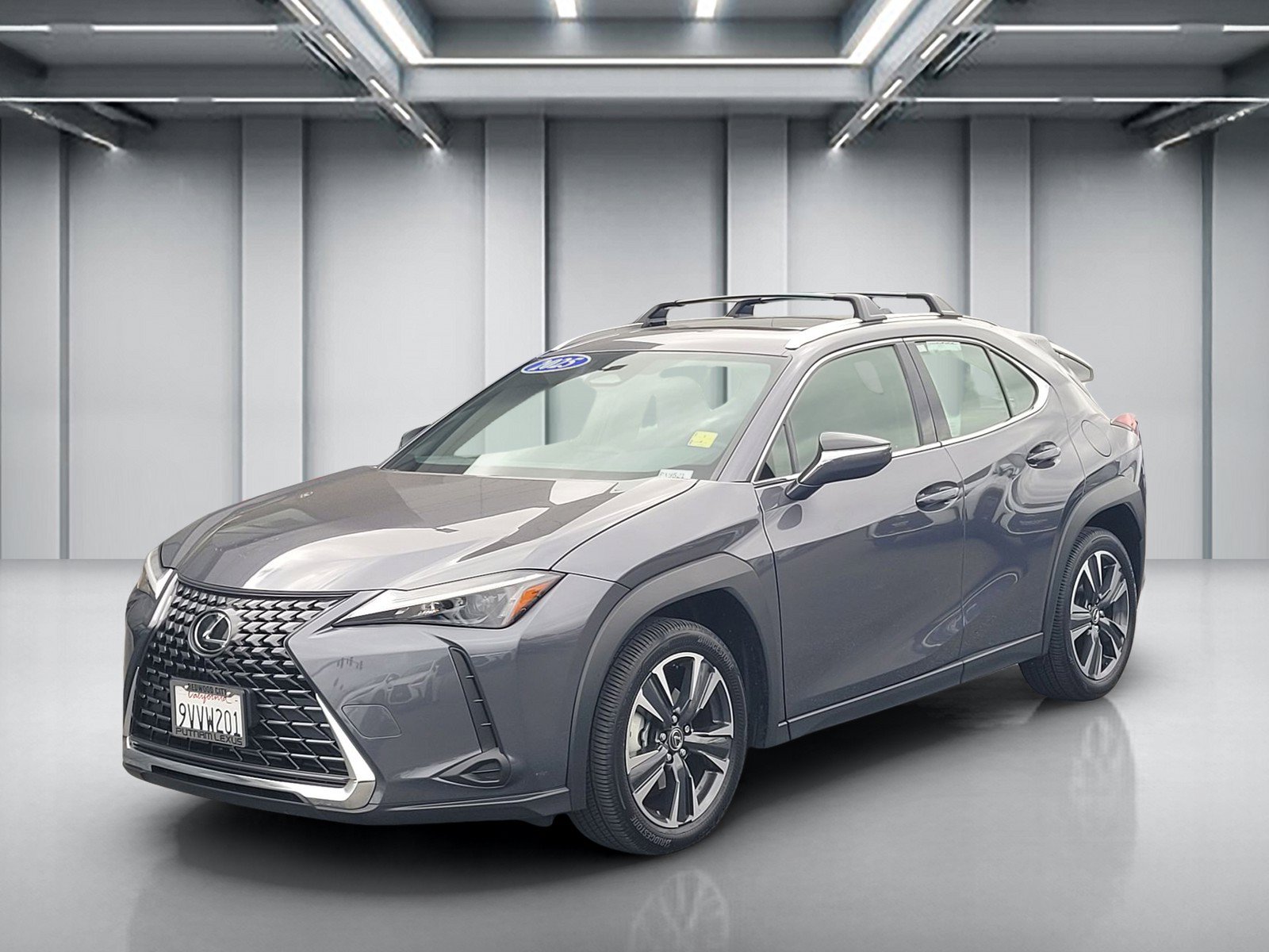 Certified 2025 Lexus UX 300h FWD w/ Accessory Package (Z2) image 9