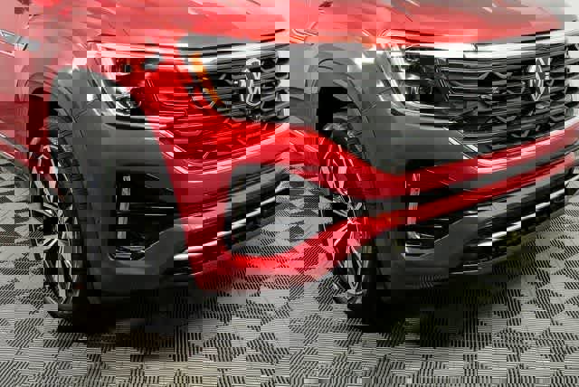 Certified 2025 Volkswagen Atlas Cross Sport SEL Premium R-Line image 34