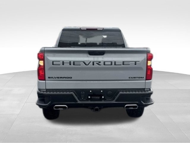 Used 2024 Chevrolet Silverado 1500 Custom Trail Boss w/ LPO, Dark Essentials Package AWD/4WD image 6