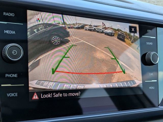 Used 2023 Volkswagen Taos SE w/ Panoramic Sunroof Package image 22