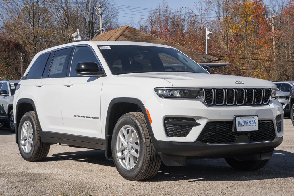 New 2025 Jeep Grand Cherokee Laredo X w/ Luxury Tech Group I