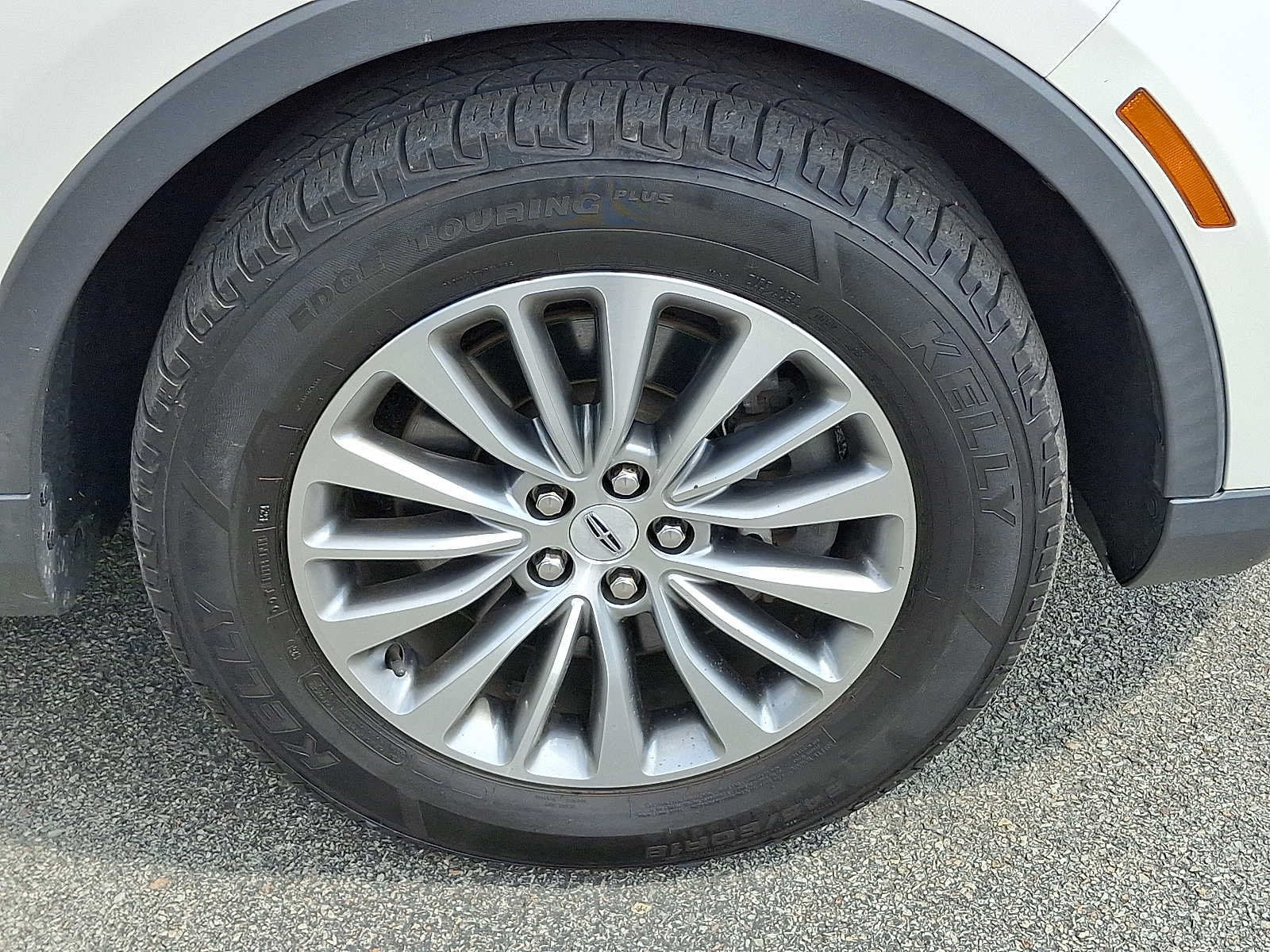 Used 2016 Lincoln MKX Select AWD/4WD image 8