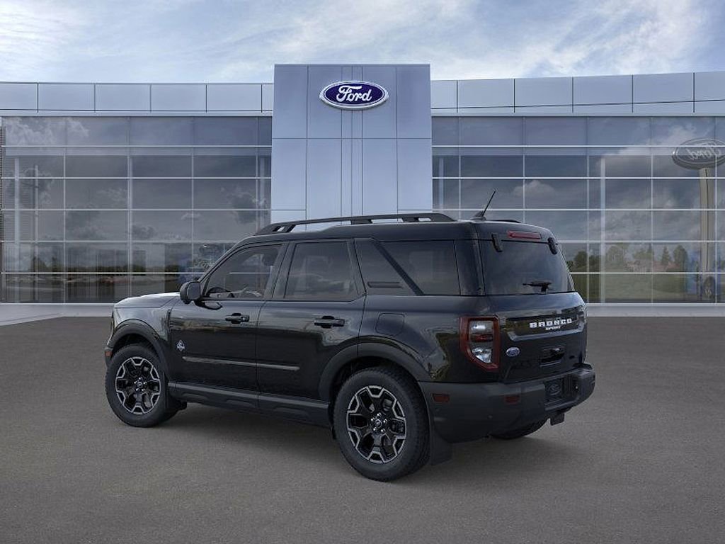 New 2025 Ford Bronco Sport Outer Banks w/ Outer Banks Tech Package+ AWD/4WD image 4