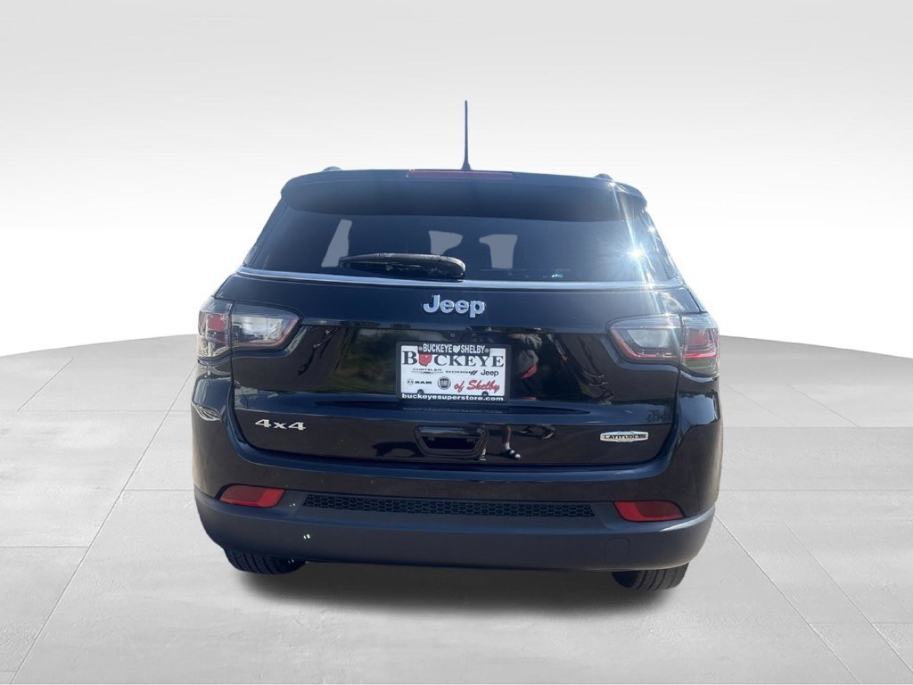Certified 2023 Jeep Compass Latitude w/ Sun and Sound Group AWD/4WD image 5