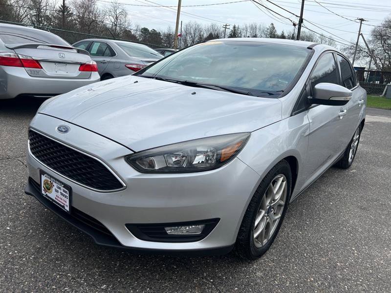 Used 2015 Ford Focus SE w/ Equipment Group 201A FWD image 5