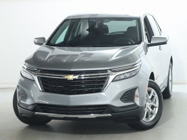 Used 2023 Chevrolet Equinox LT image 3
