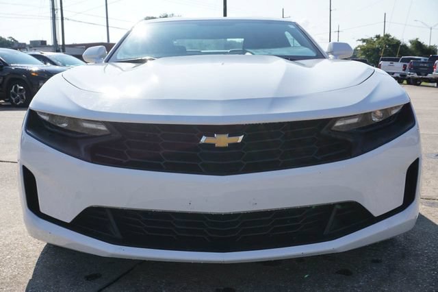 Used 2023 Chevrolet Camaro LT RWD image 9