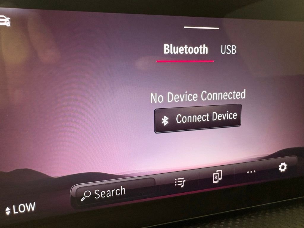 Used 2025 Mercedes-Benz CLA 250 image 33