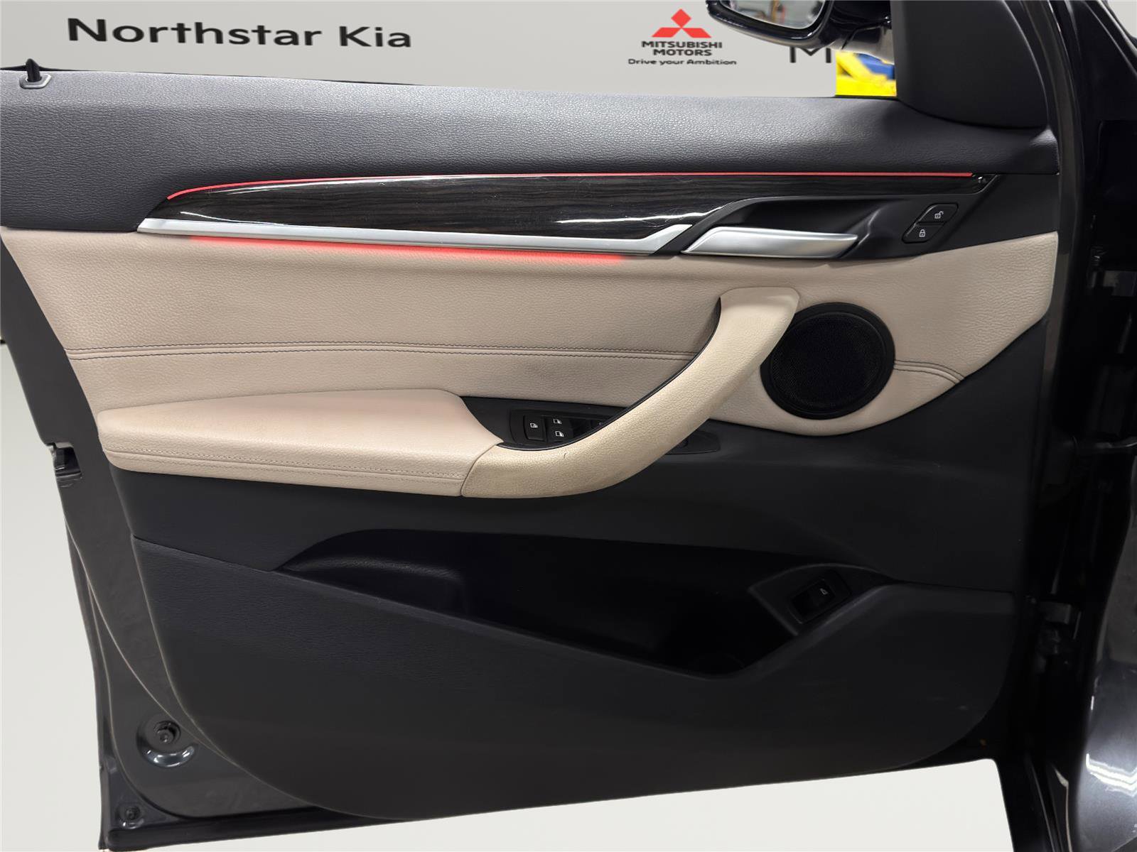 Used 2021 BMW X1 xDrive28i w/ M Sport Package image 25