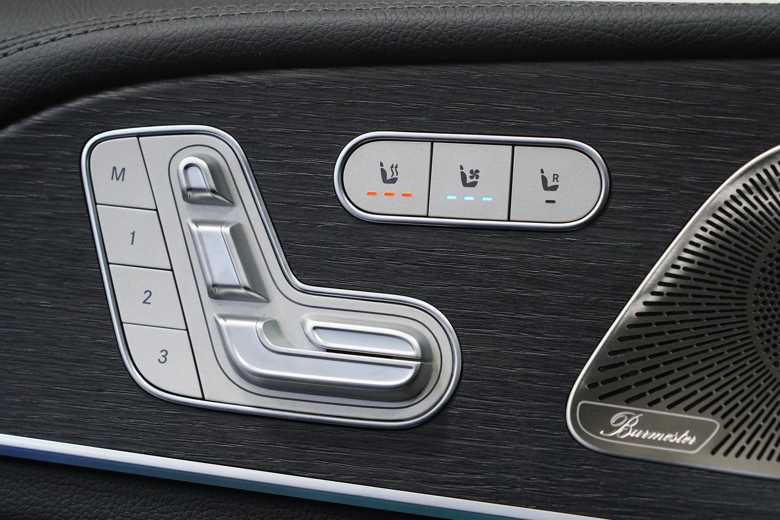 New 2026 Mercedes-Benz GLE 53 AMG 4MATIC Coupe image 34