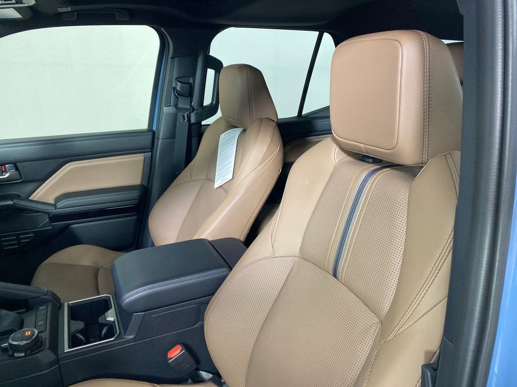 New 2025 Toyota 4Runner Limited image 9