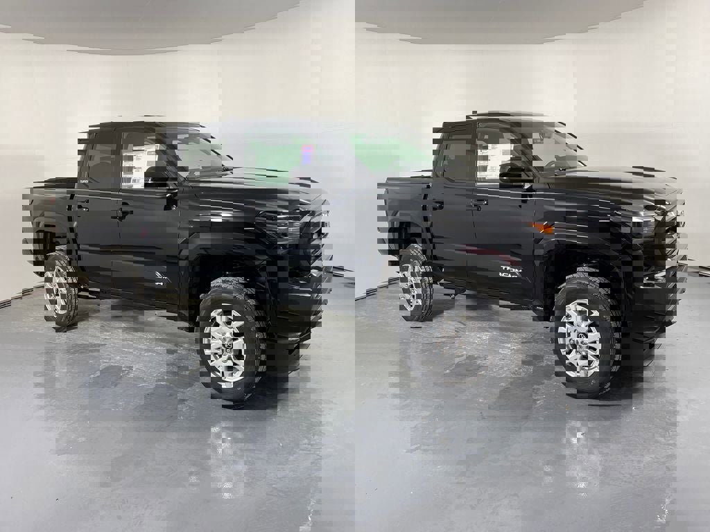 New 2026 Toyota Tacoma SR5 image 3