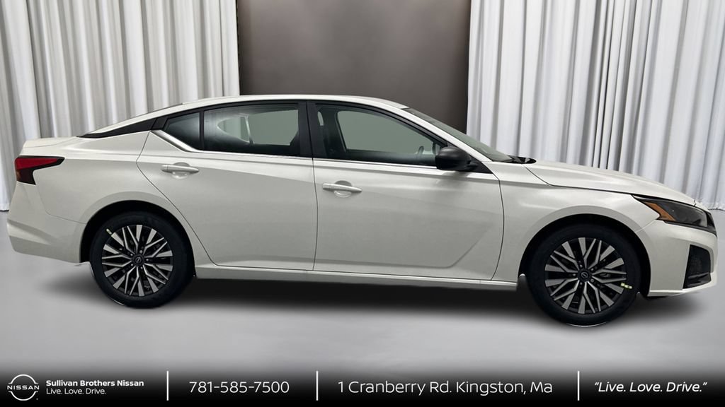 New 2026 Nissan Altima 2.5 SV FWD image 4