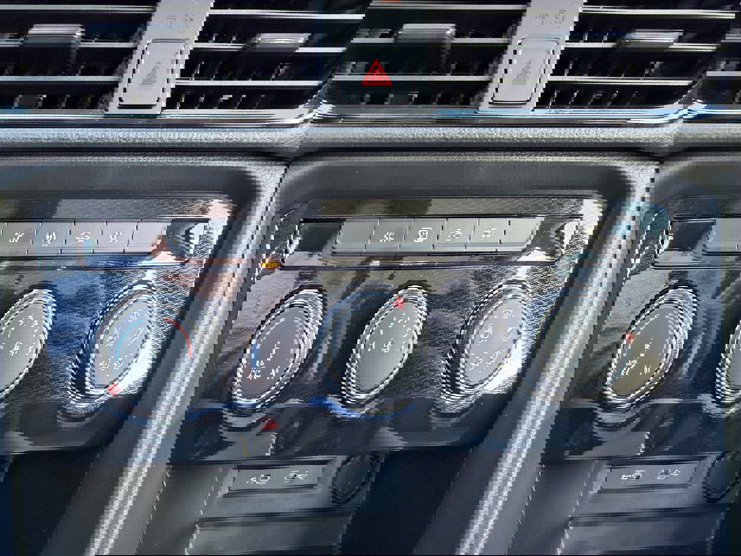 New 2026 Volkswagen Taos S image 20