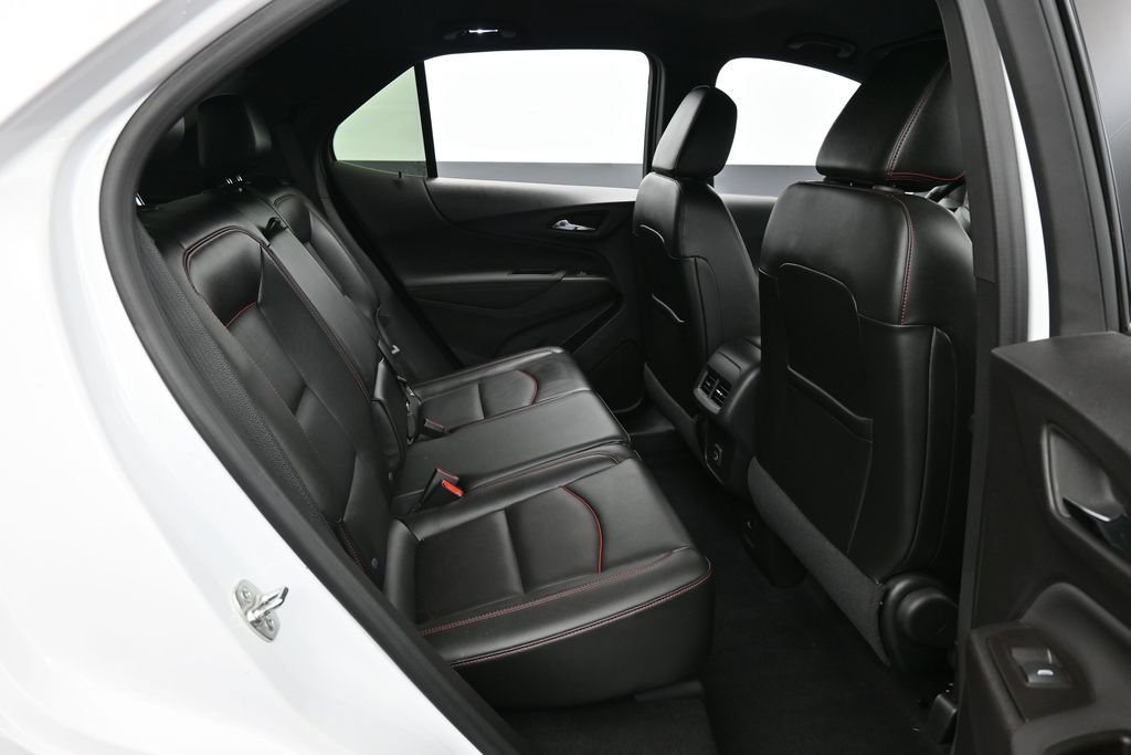 Used 2024 Chevrolet Equinox RS w/ RS Leather Package AWD/4WD image 33