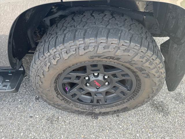Used 2015 Toyota 4Runner Trail AWD/4WD image 8