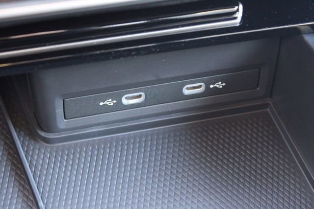 New 2026 Volkswagen Atlas Cross Sport SEL image 30