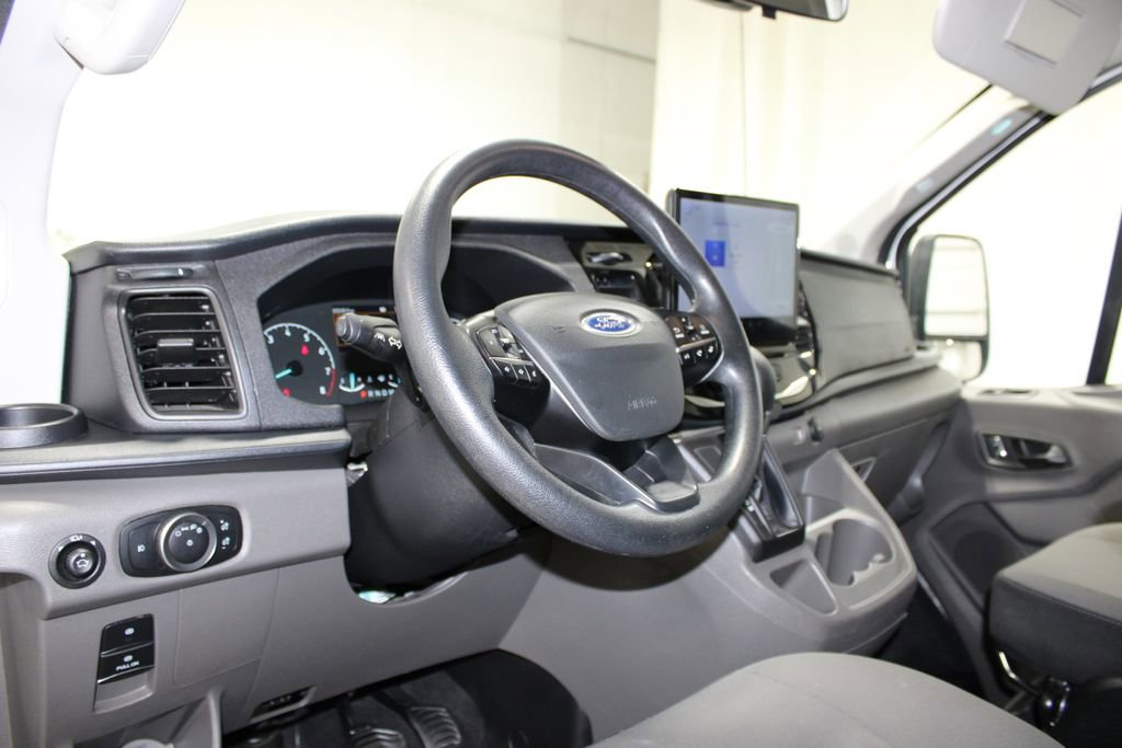 Used 2024 Ford Transit 350 XLT image 17