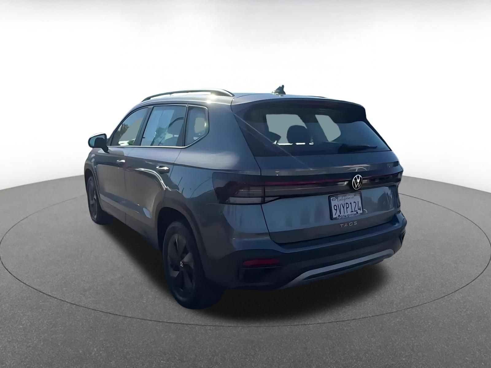 Used 2026 Volkswagen Taos S FWD image 10
