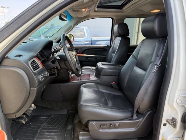 Used 2014 Chevrolet Tahoe LTZ AWD/4WD image 11