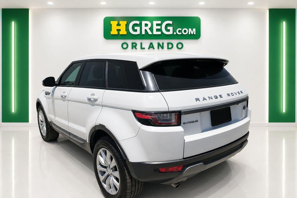 Used 2018 Land Rover Range Rover Evoque SE AWD/4WD image 2