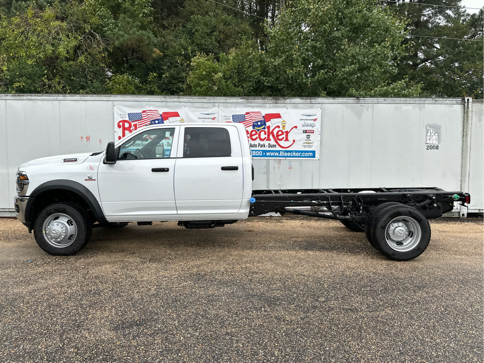 New 2026 RAM 4500 Tradesman w/ Chrome Appearance Group AWD/4WD image 7