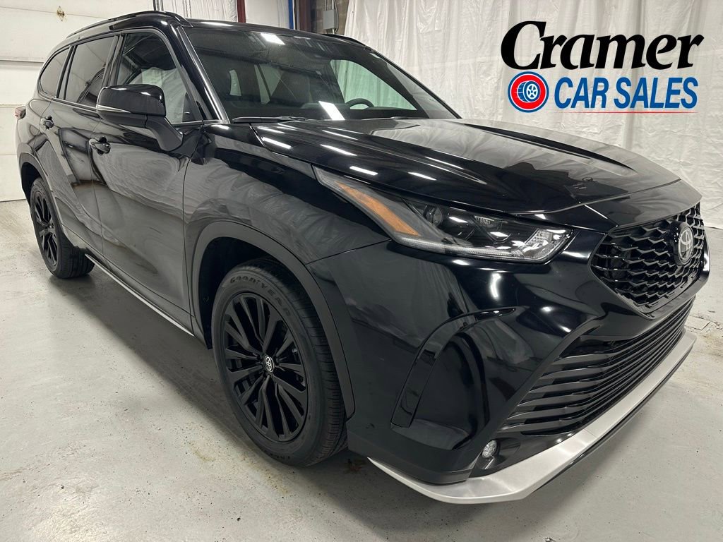 Used 2025 Toyota Highlander XSE AWD/4WD image 1