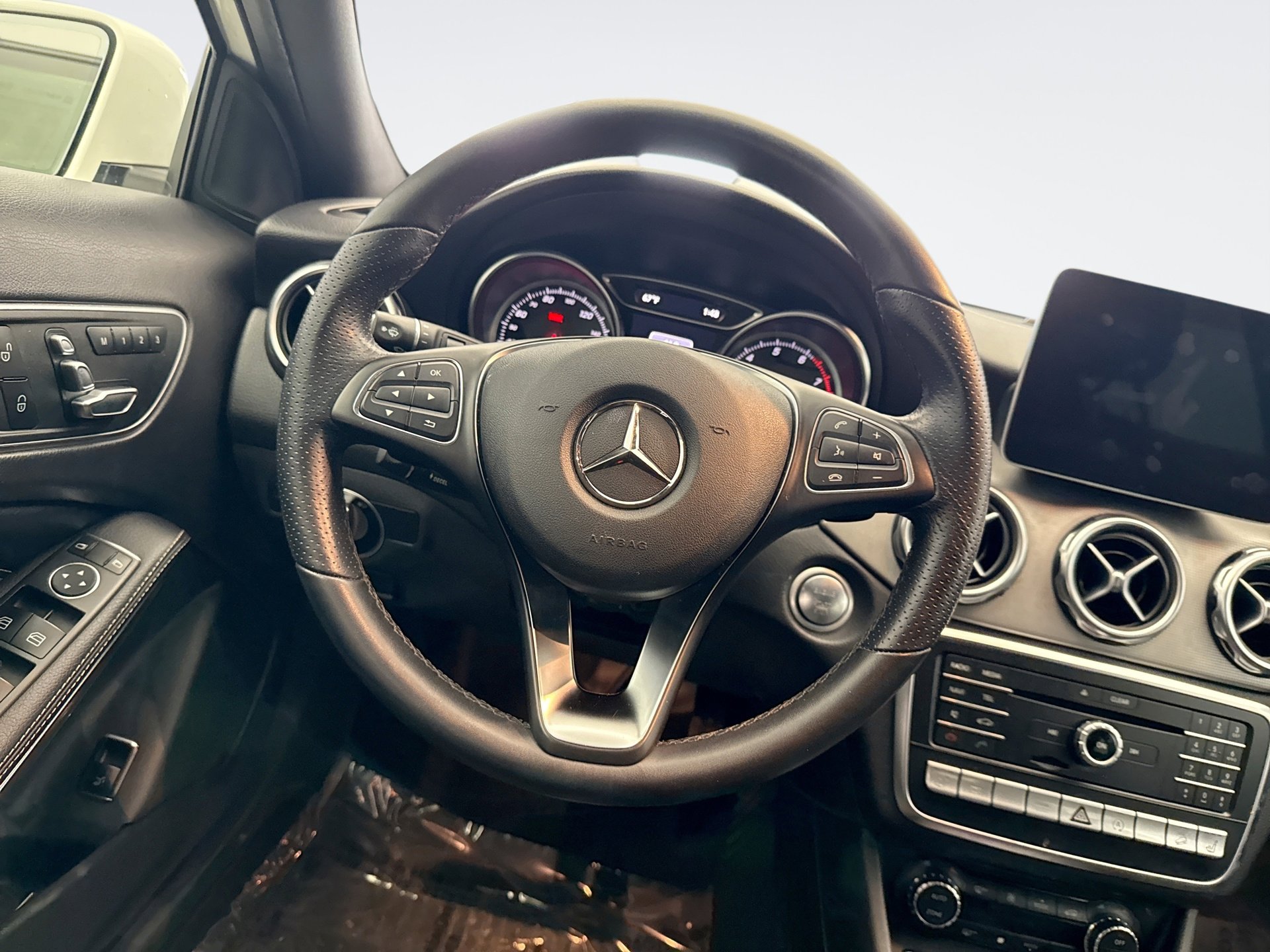 Used 2020 Mercedes-Benz GLA 250 4MATIC image 12