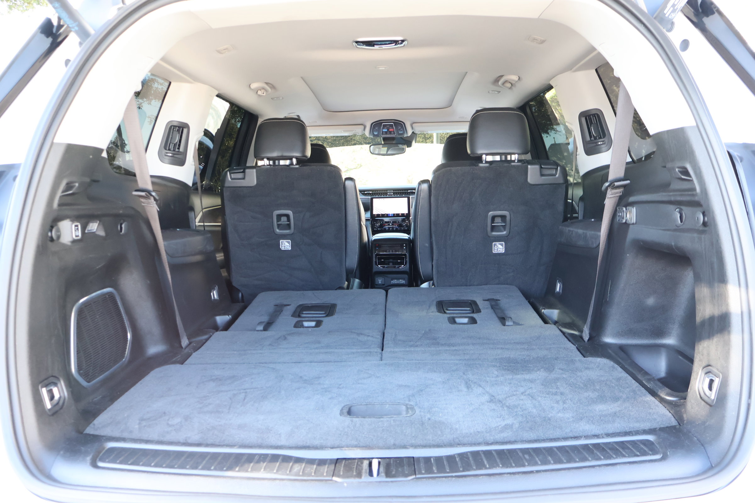 Used 2022 Jeep Grand Cherokee L Limited image 22