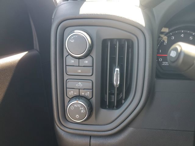 Certified 2024 Chevrolet Silverado 2500 Custom image 23