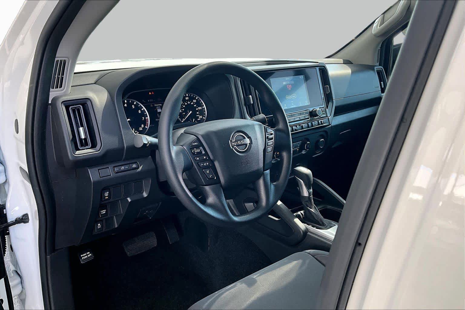Used 2025 Nissan Frontier S RWD image 17