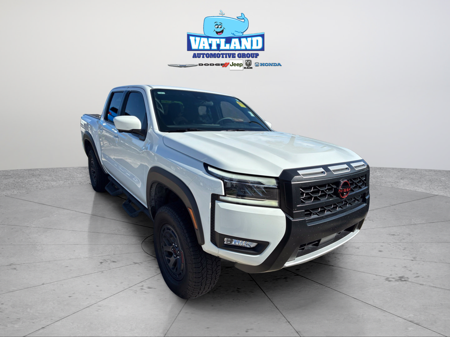 Used 2025 Nissan Frontier PRO-4X w/ Pro Convenience Package AWD/4WD image 7