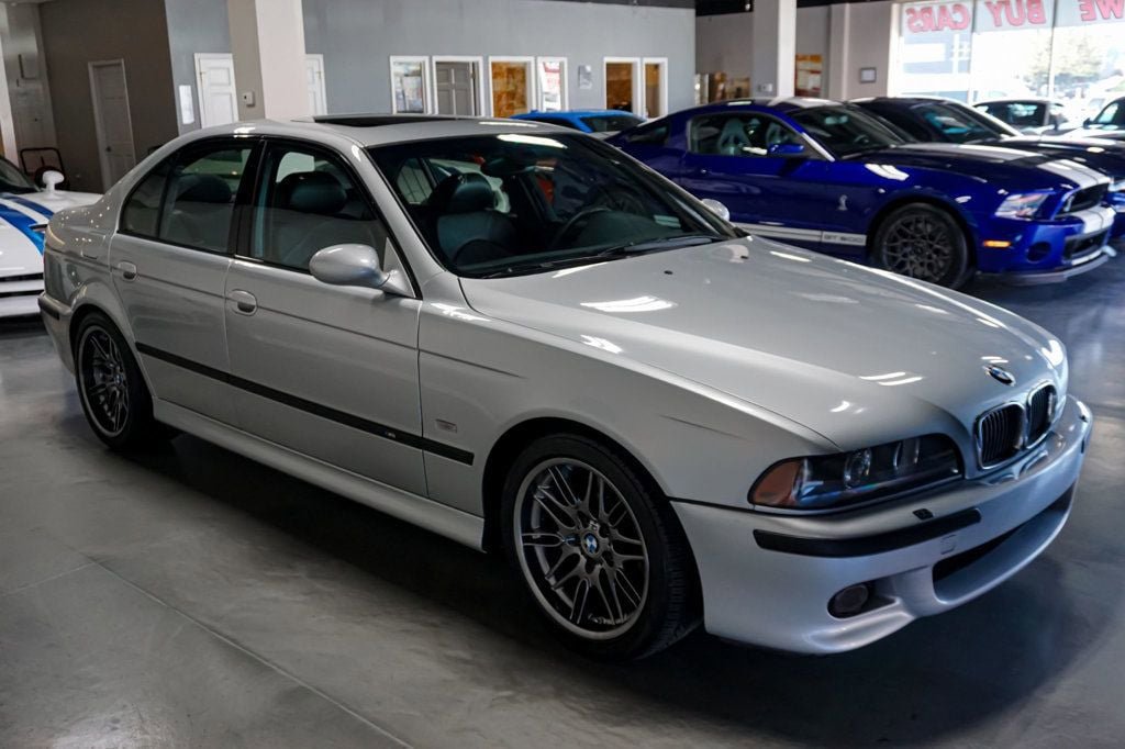 Used 2002 BMW M5 RWD image 4
