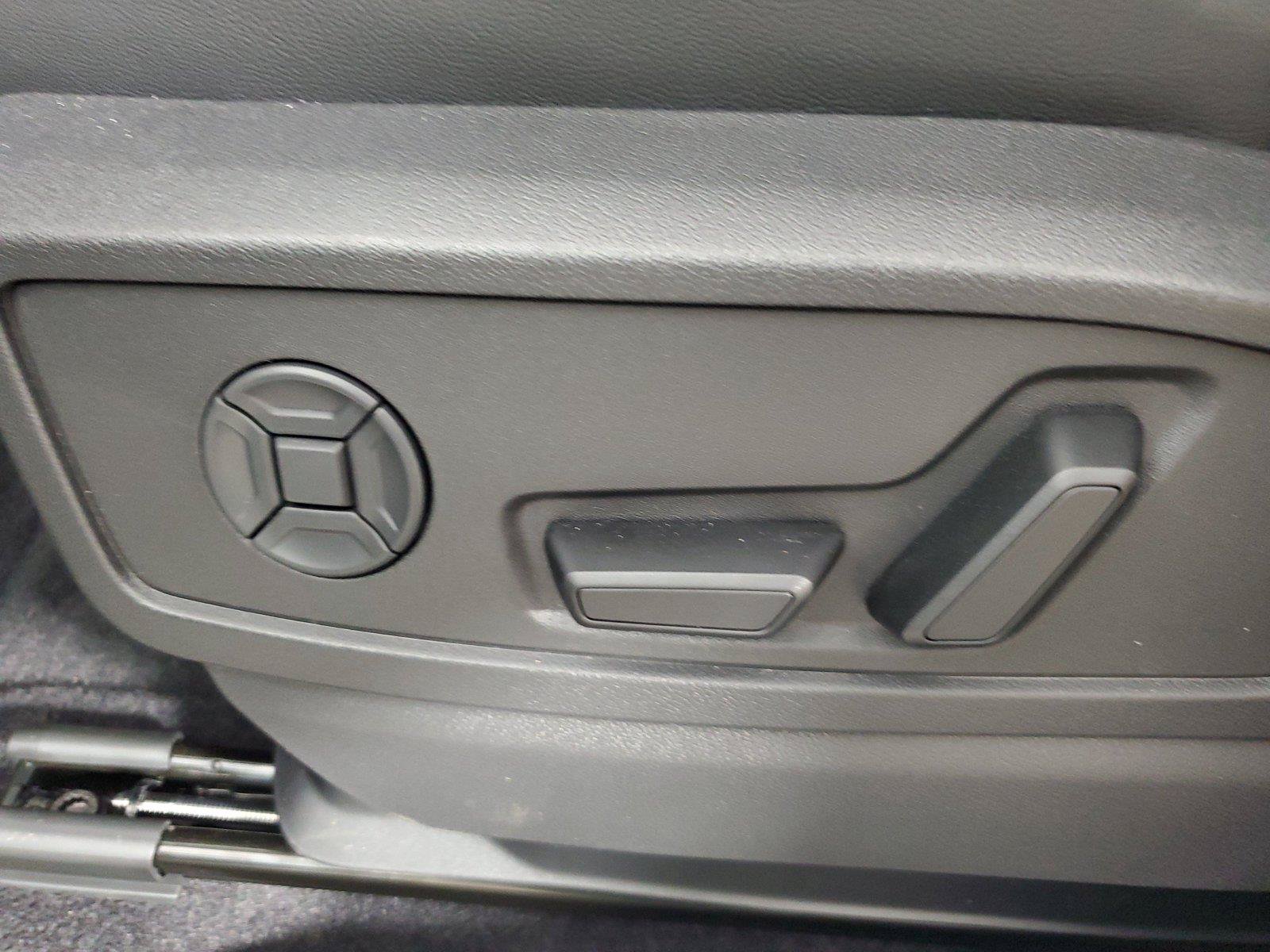 New 2026 Audi SQ5 Premium Plus AWD/4WD image 21