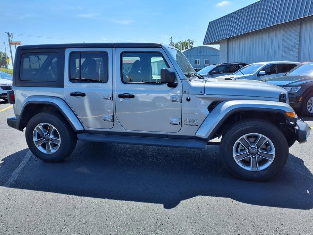Used 2020 Jeep Wrangler Unlimited Sahara w/ Uconnect 4C Nav & Sound Group image 2
