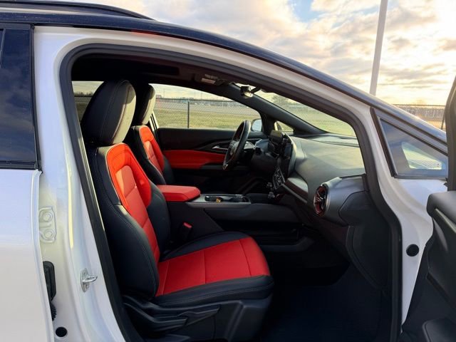 Certified 2025 Chevrolet Equinox EV RS image 10