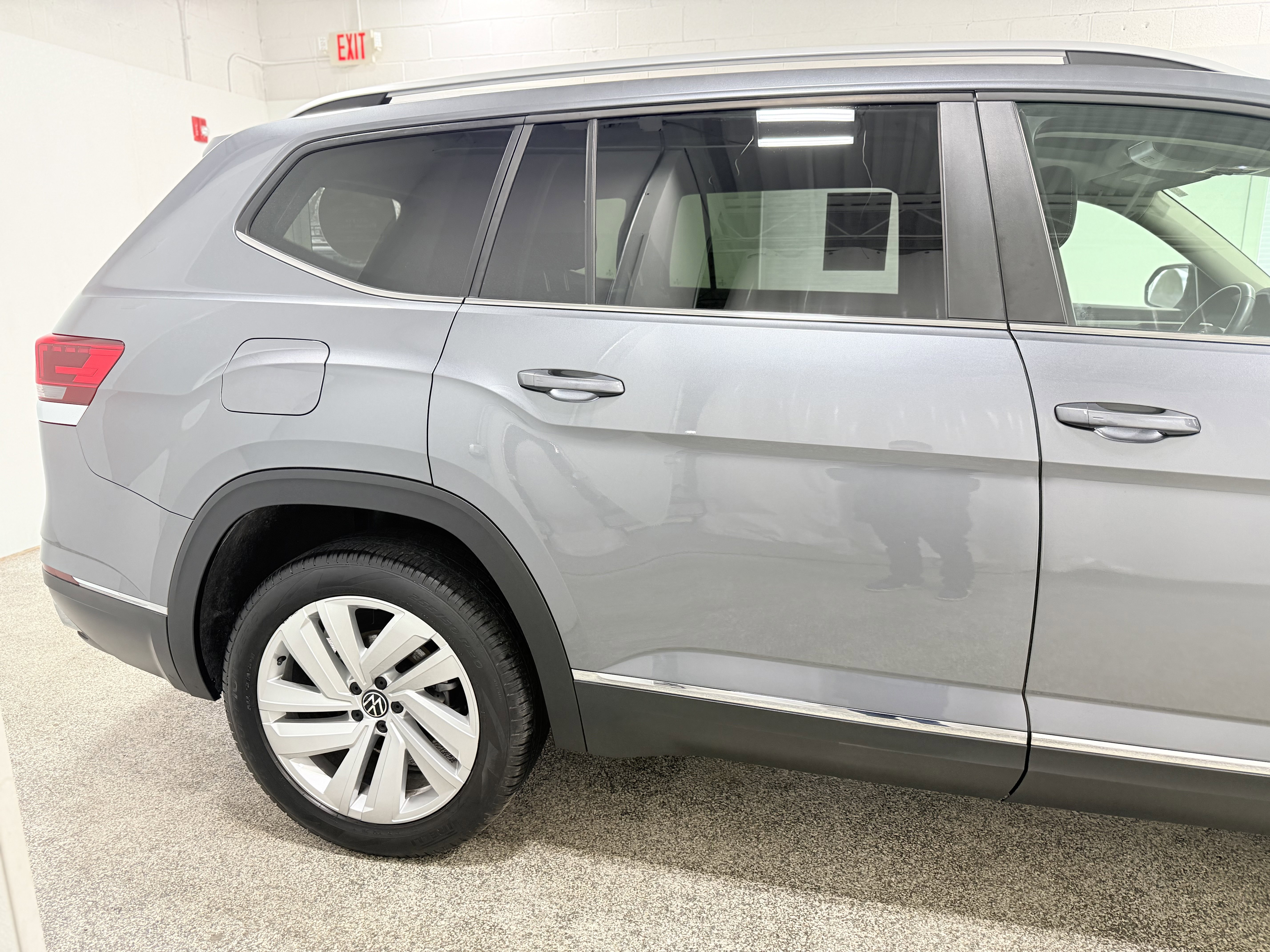 Used 2021 Volkswagen Atlas SEL image 8