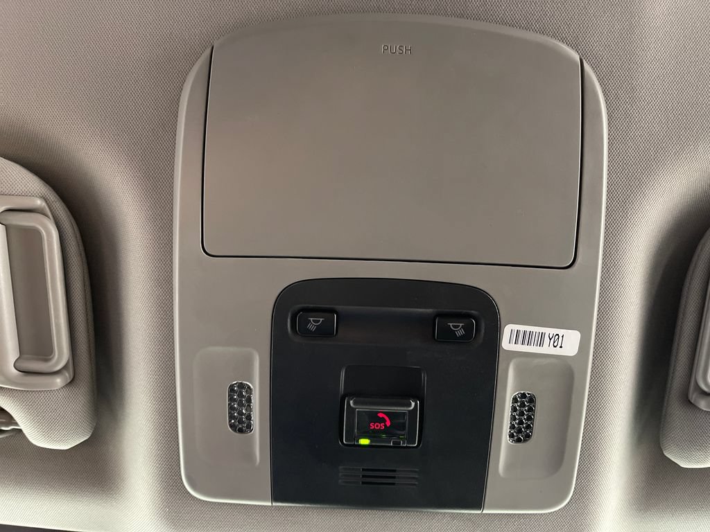 Used 2024 Toyota Camry SE FWD image 29