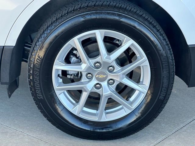 Used 2023 Chevrolet Equinox LT image 12