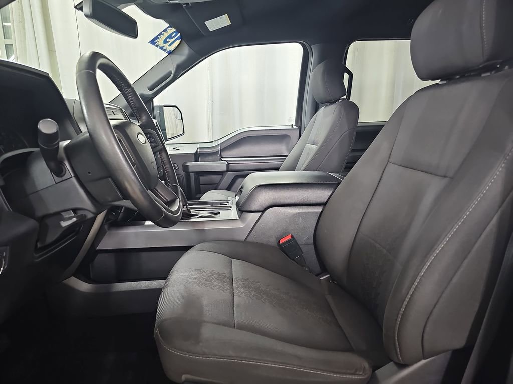 Used 2019 Ford F150 XLT w/ Equipment Group 302A Luxury AWD/4WD image 18
