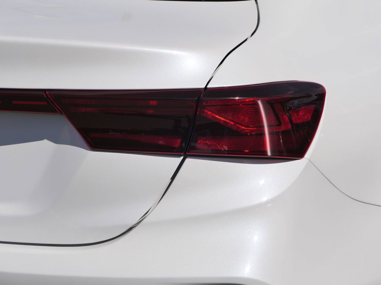 Used 2023 Kia Forte LXS w/ LXS Technology Package image 4