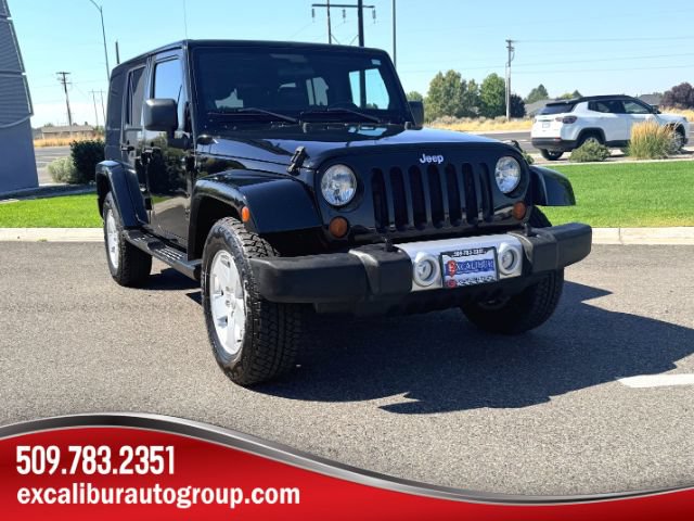 Used 2012 Jeep Wrangler Unlimited Sahara w/ Connectivity Group AWD/4WD image 1