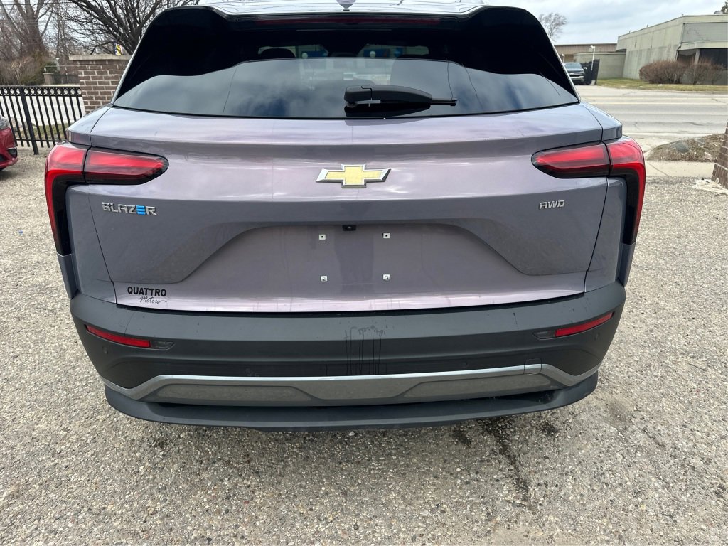 Used 2025 Chevrolet Blazer EV LT image 14