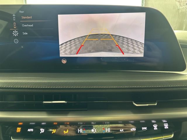 Used 2025 Cadillac XT4 Premium Luxury image 27