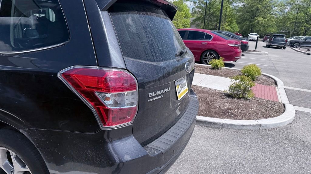 Used 2015 Subaru Forester 2.5i Touring w/ Eyesight & Navigation System AWD/4WD image 16