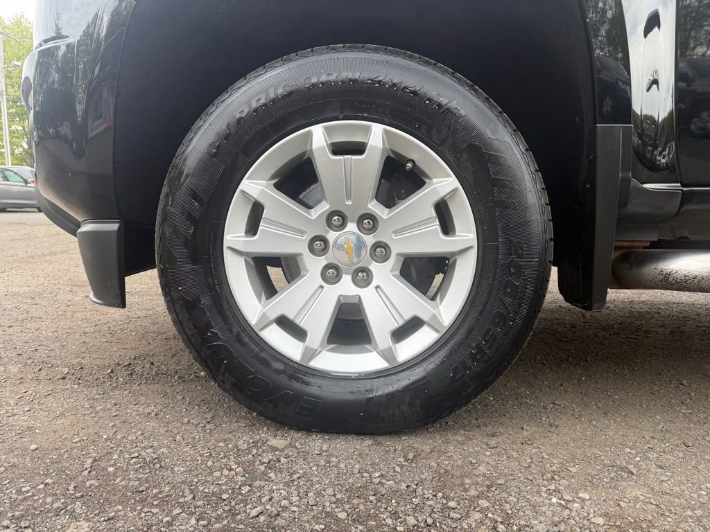 Used 2015 Chevrolet Colorado LT AWD/4WD image 9