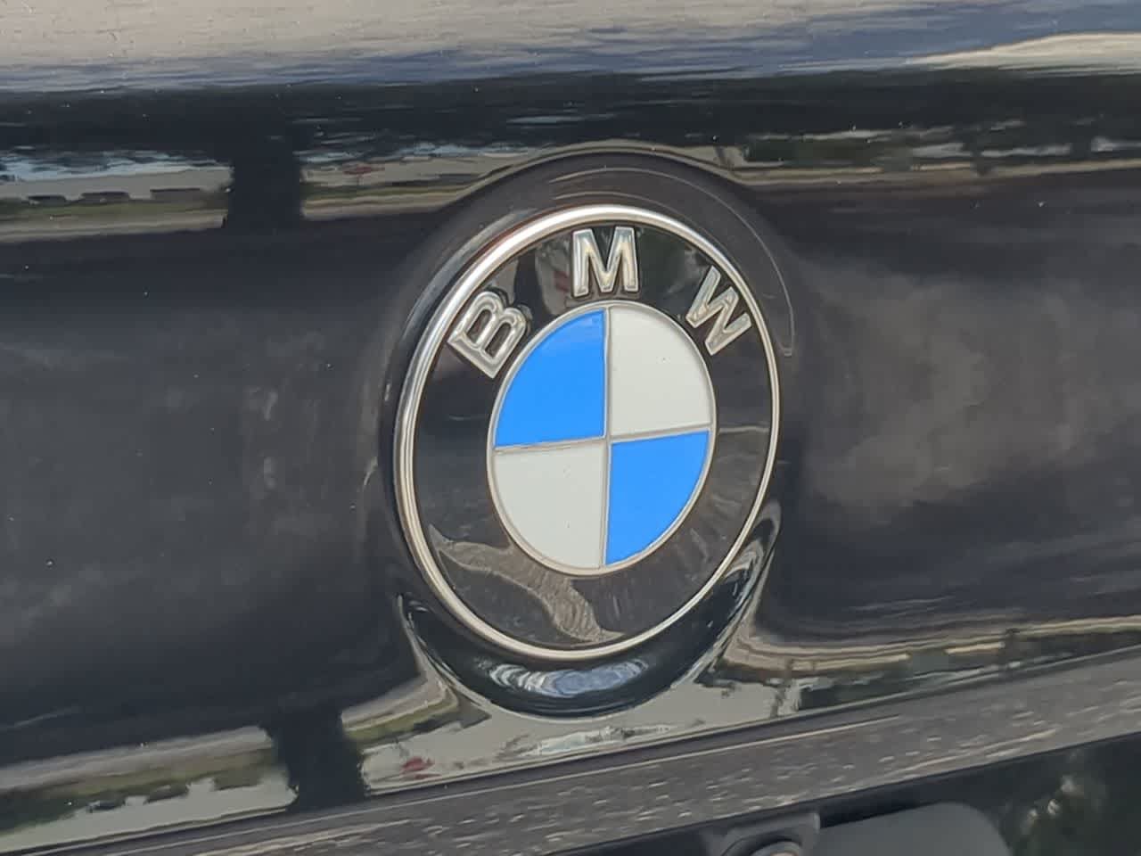 Used 2022 BMW 530i w/ M Sport Package RWD image 11